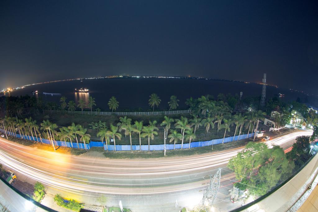 יאנגון Uptown Hotel מראה חיצוני תמונה