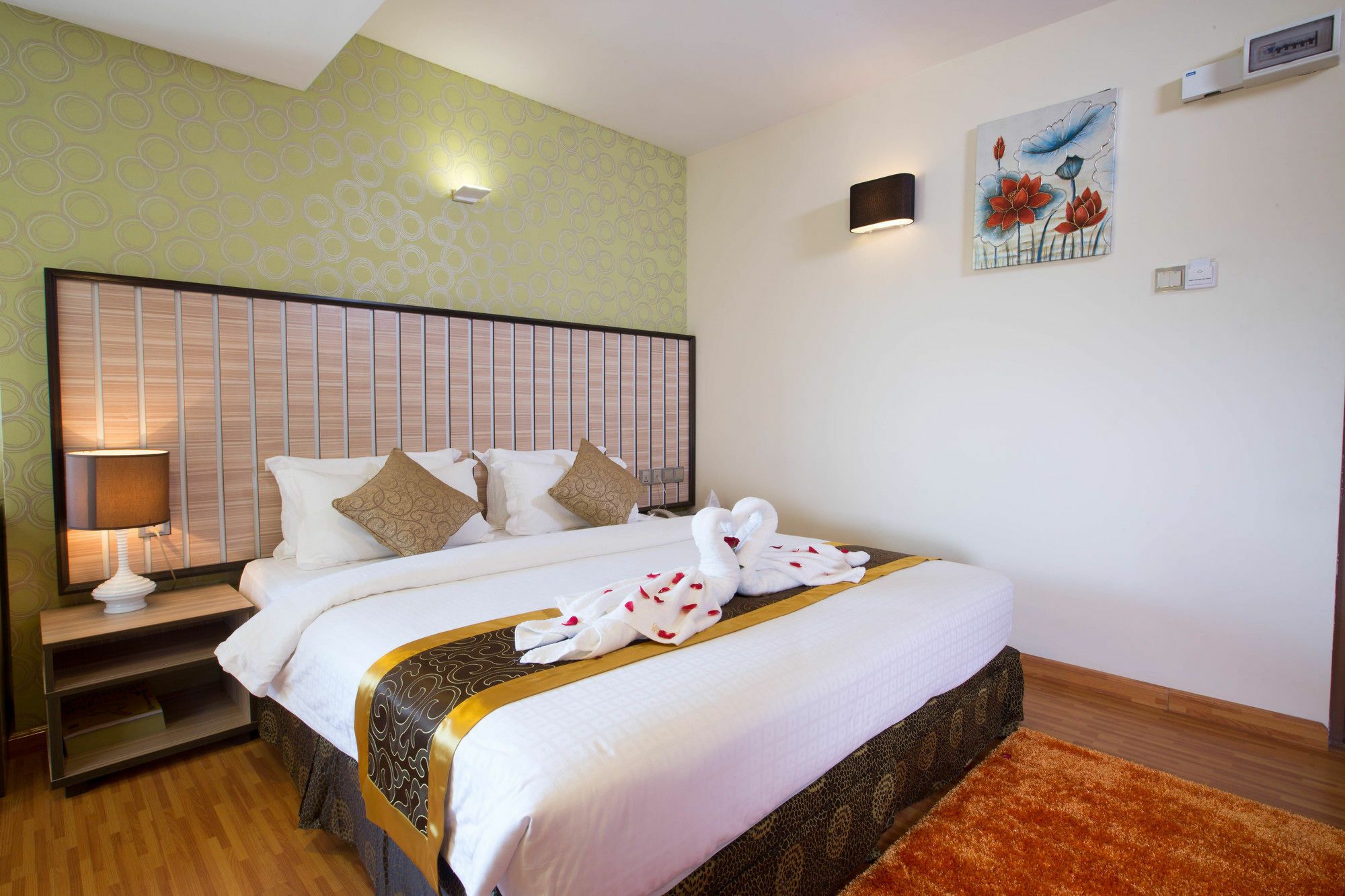 יאנגון Uptown Hotel מראה חיצוני תמונה
