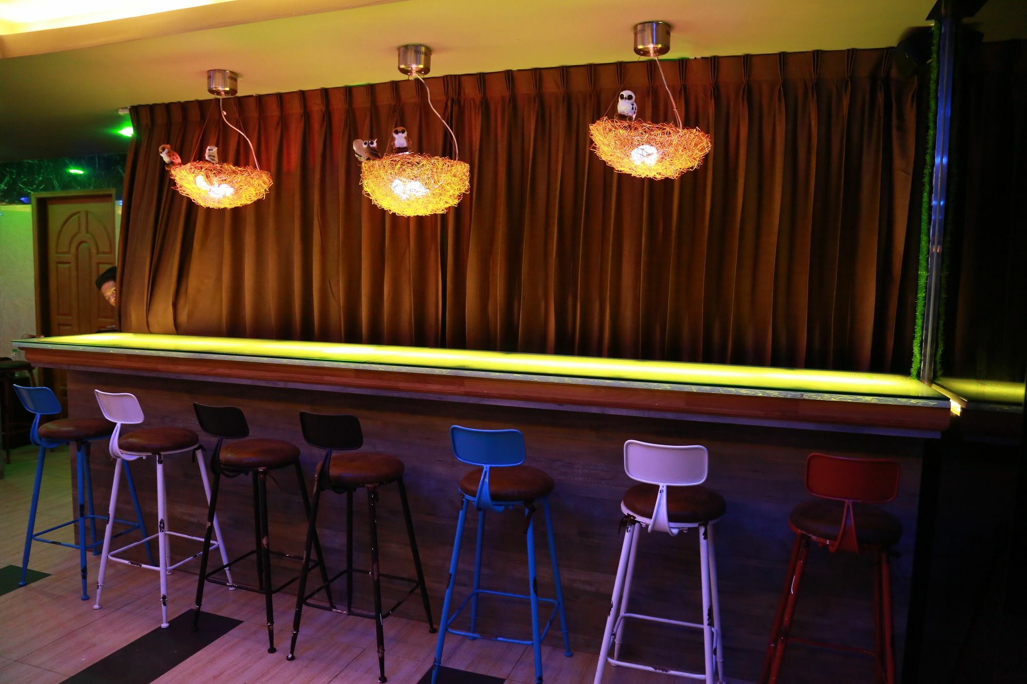 יאנגון Uptown Hotel מראה חיצוני תמונה