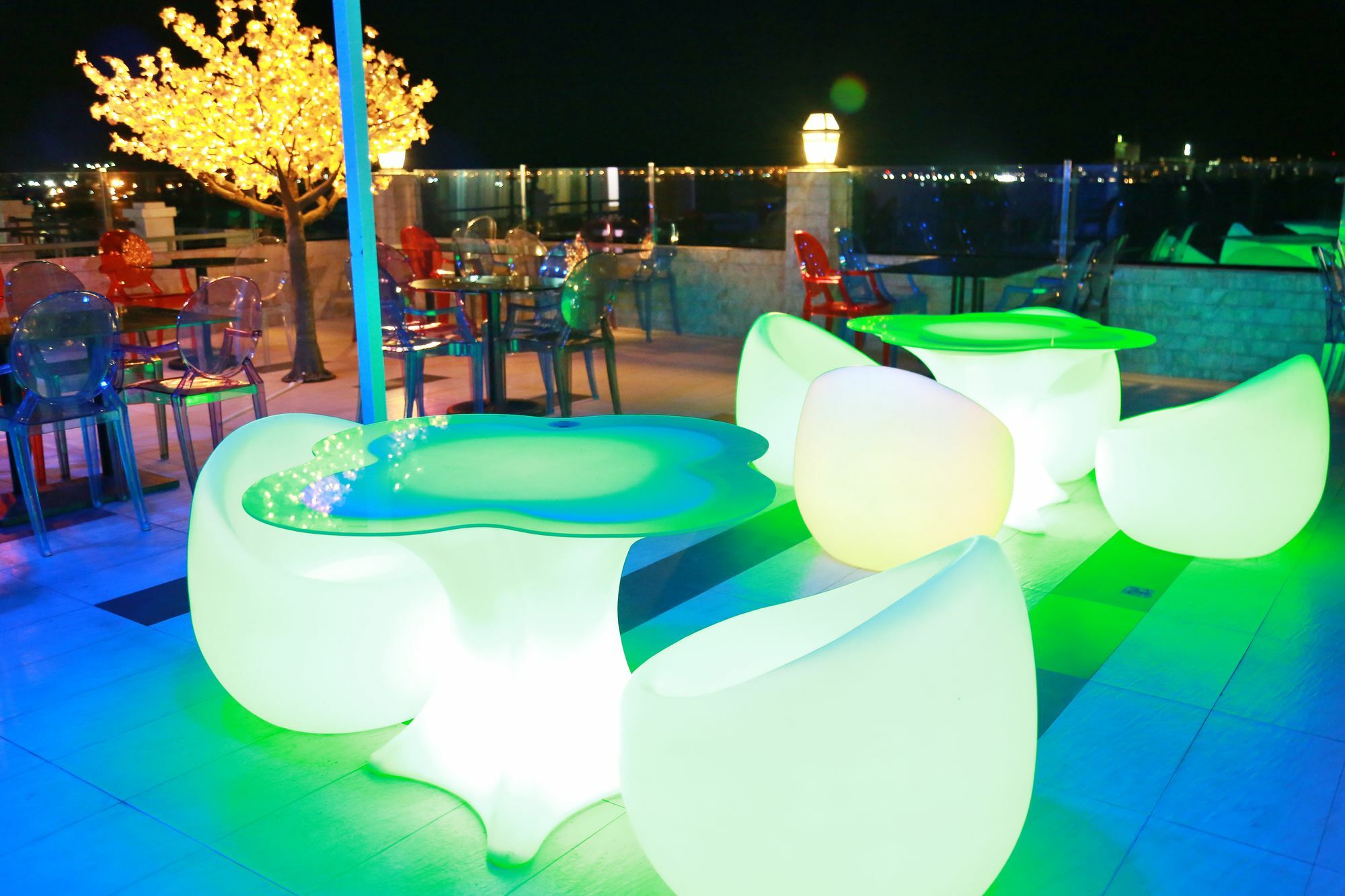 יאנגון Uptown Hotel מראה חיצוני תמונה