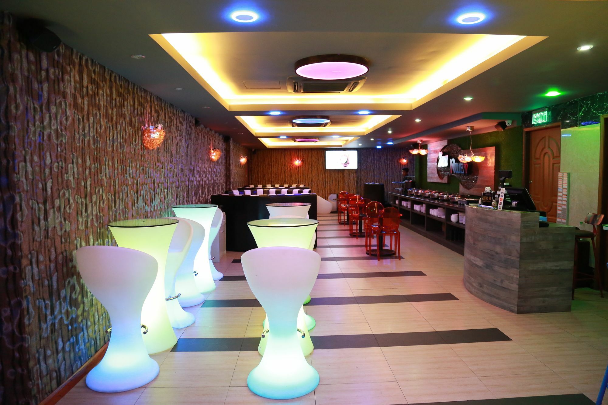 יאנגון Uptown Hotel מראה חיצוני תמונה